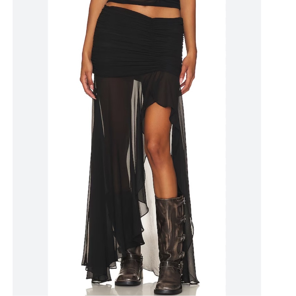 Majorelle Tatiana skirt in black. NWT
